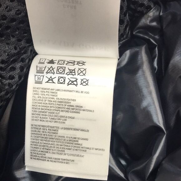 Canada Goose Black Puffer Jacket - Picture 14 of 15